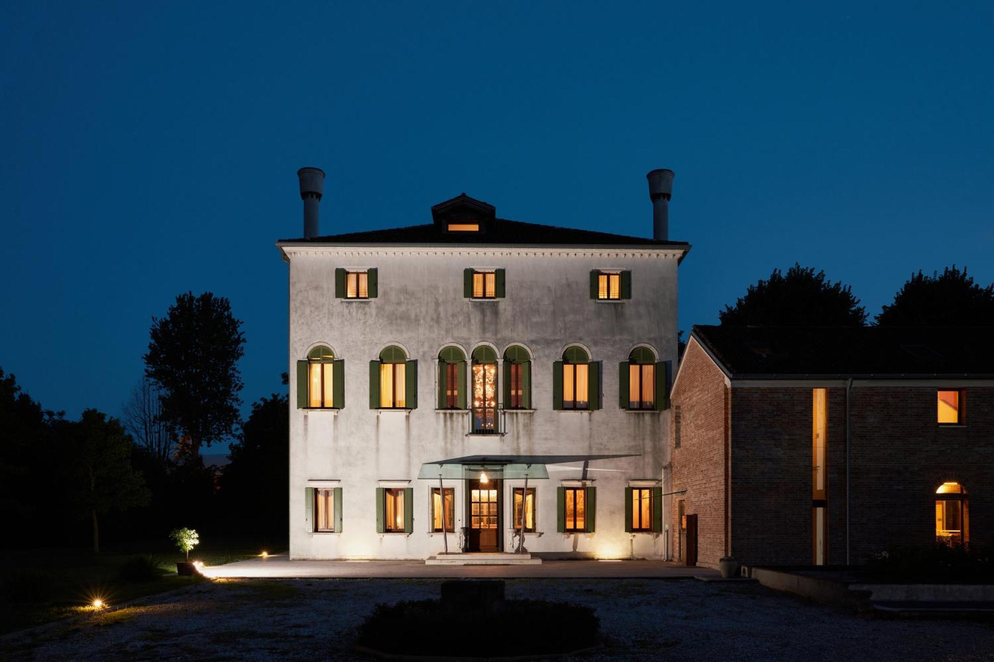 Villa Martin Sambruson Buitenkant foto