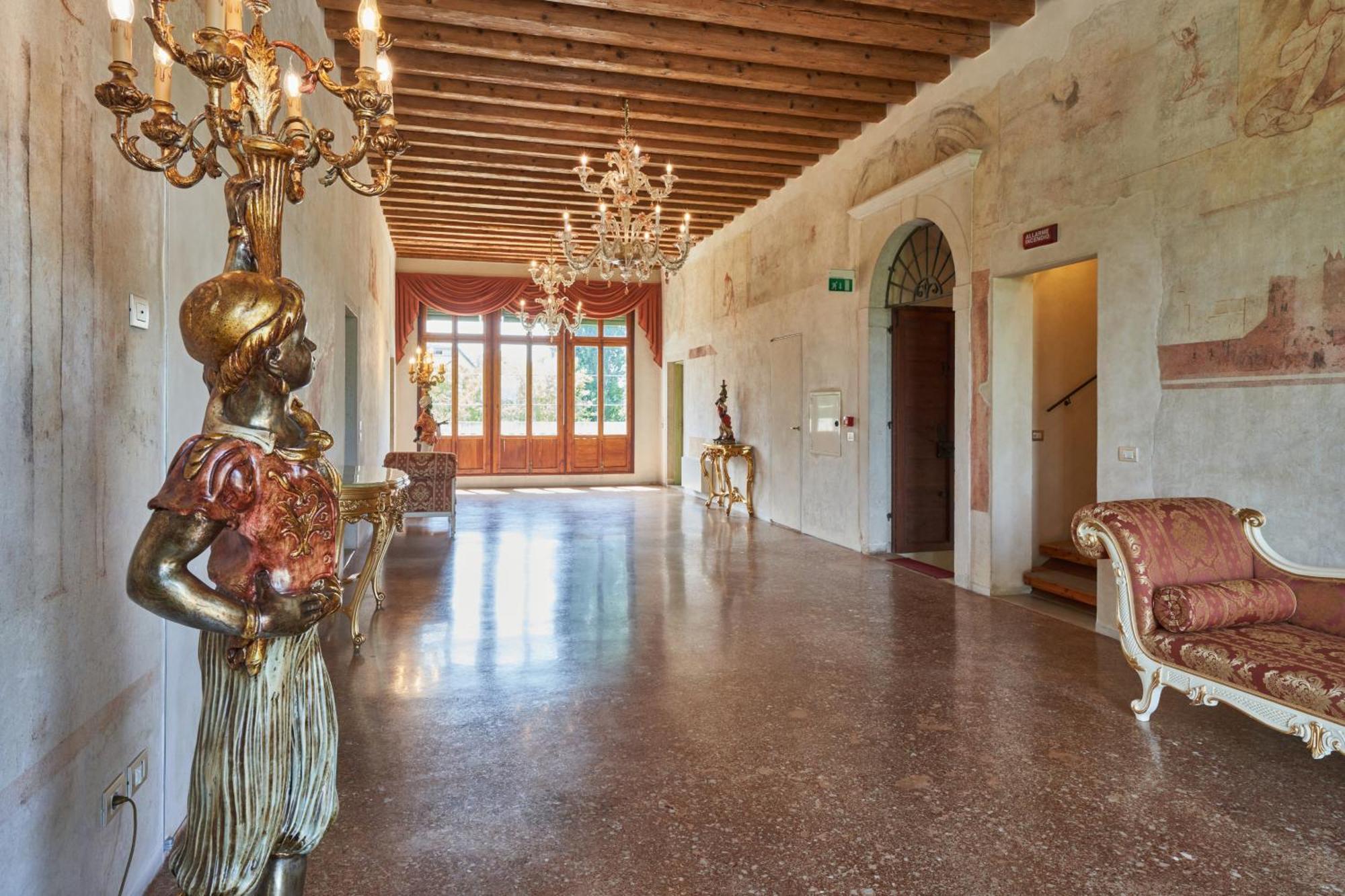 Villa Martin Sambruson Buitenkant foto